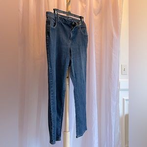 Bandolino Women’s Jeans “Samantha” Size 20